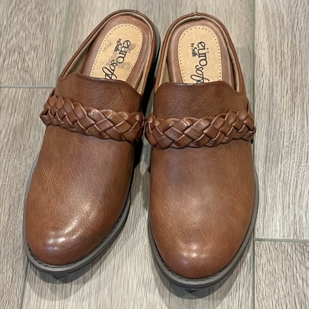 Euro Soft by Sofft Light Brown Leather Mules Braided Detail Size 6M - Picture 3 of 14